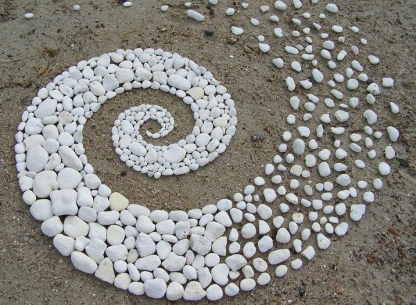 chalk_pebble_swirl_1_by_dishtwiner-d46mv3c