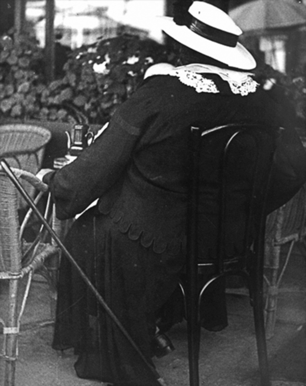 lisetteModel-gambler